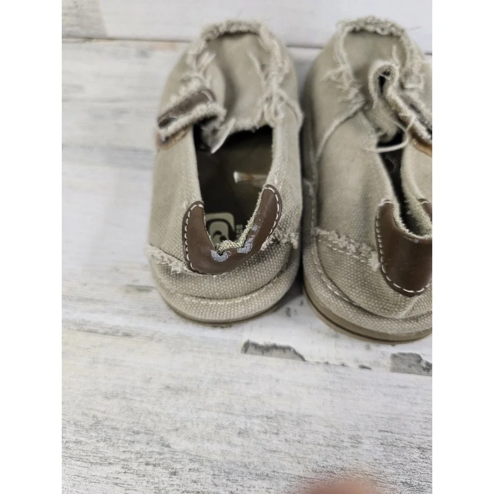 The Childrens Place Boys Tan Canvas Frayed Loafers Size 9 Toddler Shoes RN59284